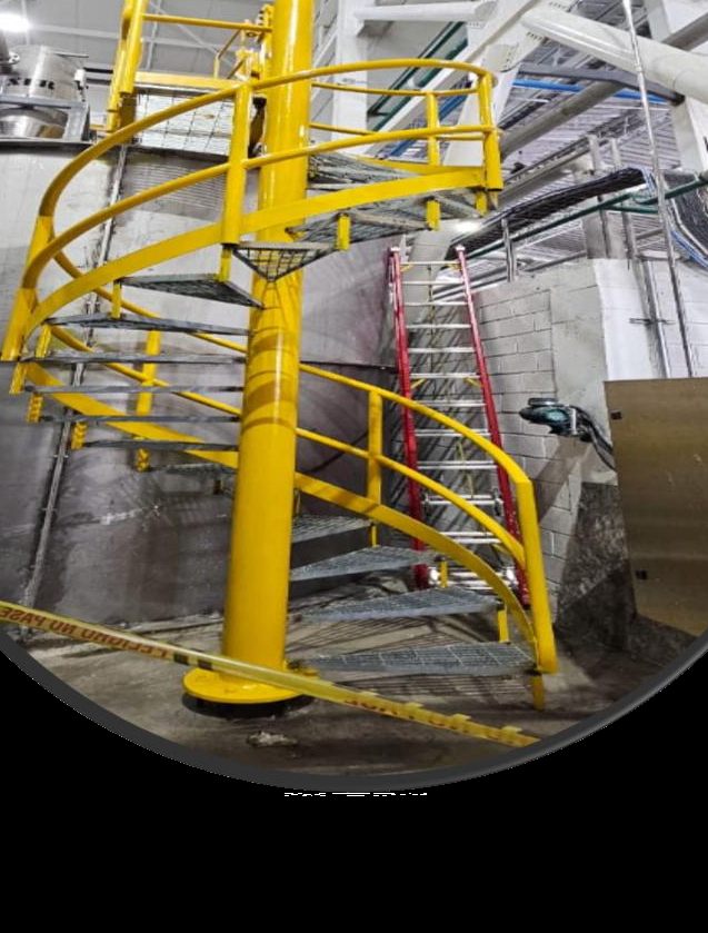Estructura metálica construida por PROARIN en planta industrial